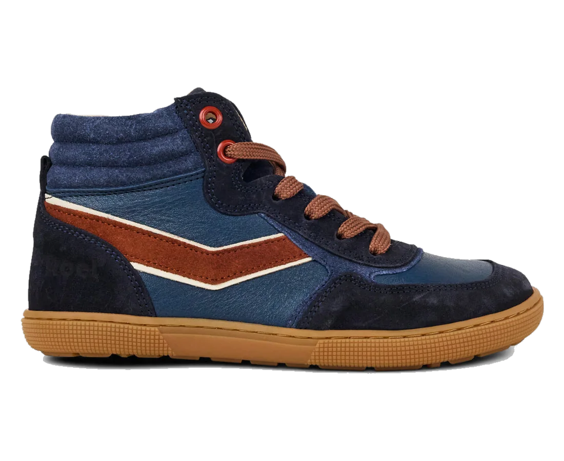 High Top in Midnight, Side view